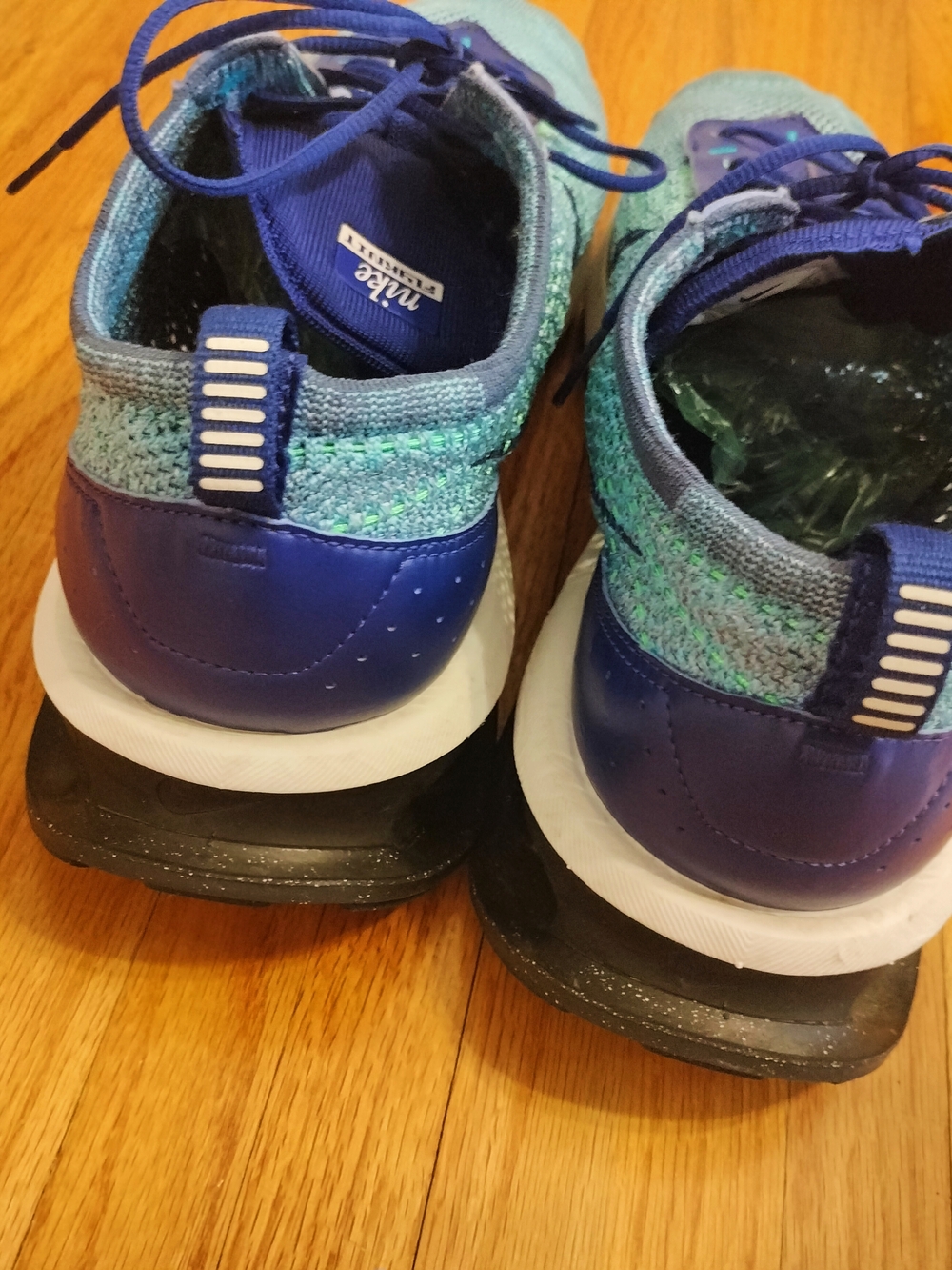 Nike Men's Air Max Flyknit Racer Sneakers. Royal Blue/Algae. Size 13 - Picture 4 of 9